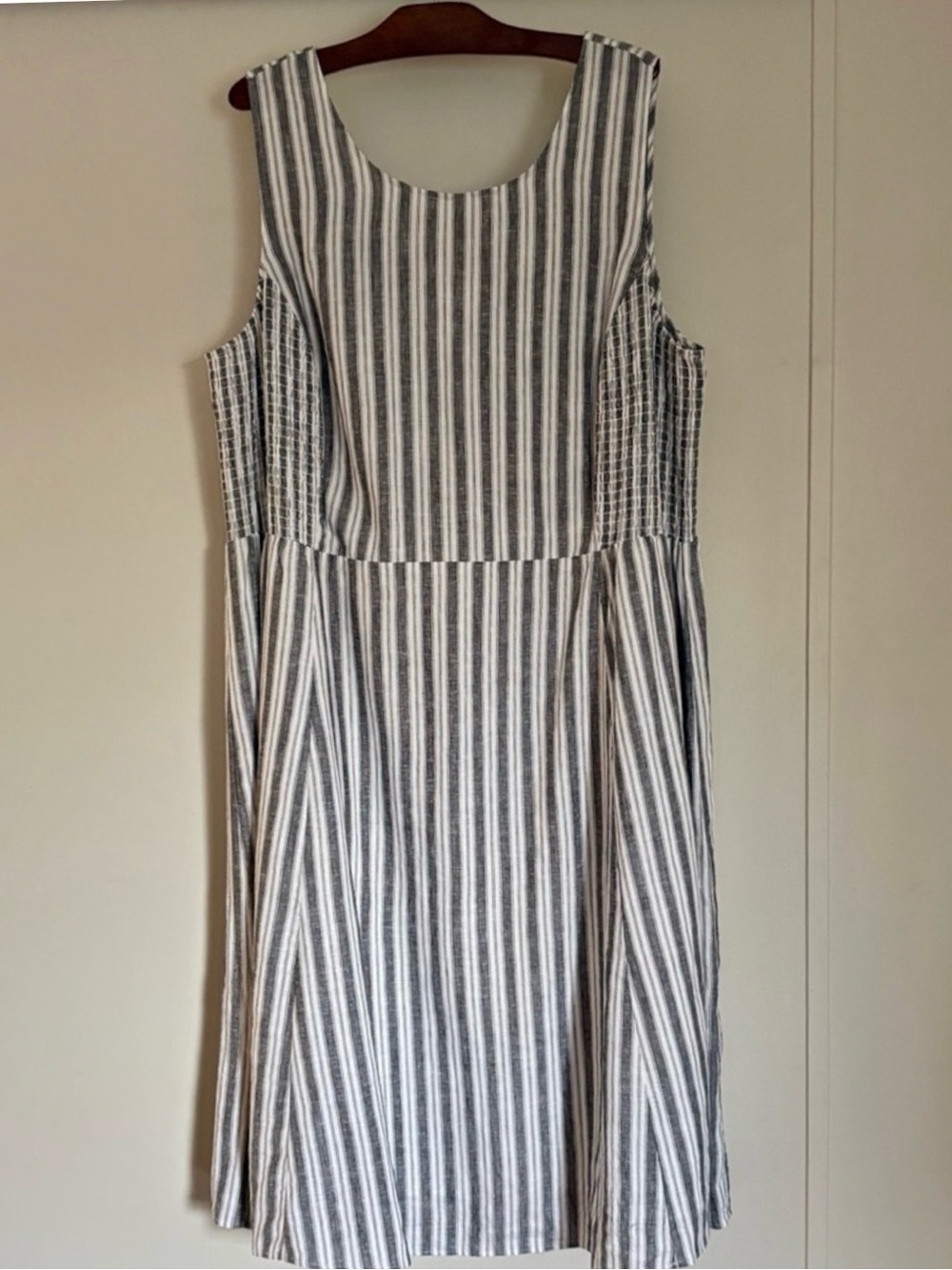 Sleeveless Linen Striped Midi Dress in Gray and White NWT